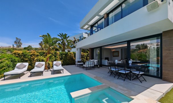 Villa - Rynek wtórny - Estepona - Estepona Centro