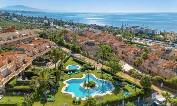 Villa - Rynek wtórny - Estepona - Estepona Centro