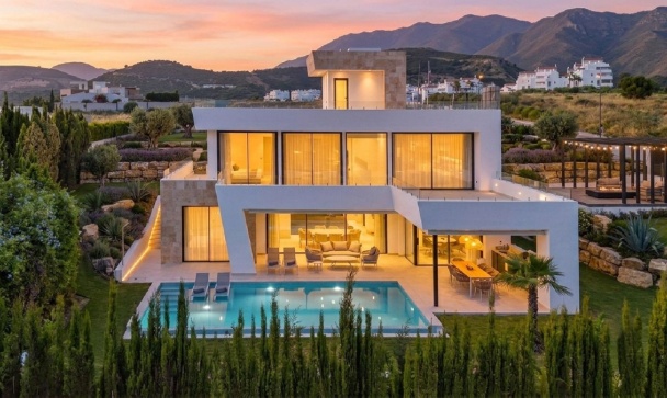 Villa - Rynek wtórny - Estepona - Estepona Centro