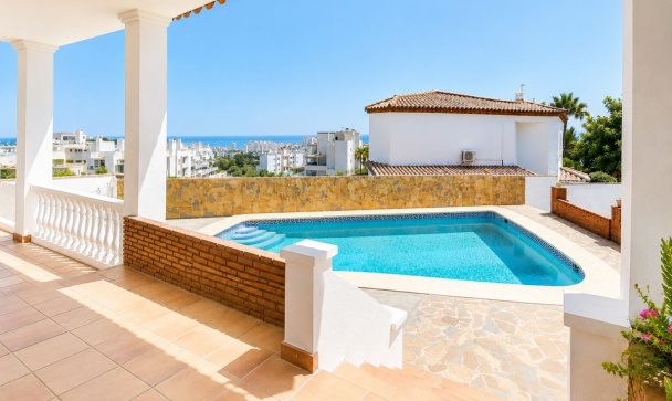 Villa - Rynek wtórny - Estepona - Estepona Centro