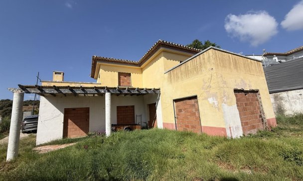 Villa - Rynek wtórny - Estepona - Estepona Centro