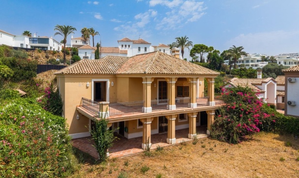 Villa - Rynek wtórny - Estepona - Estepona Centro