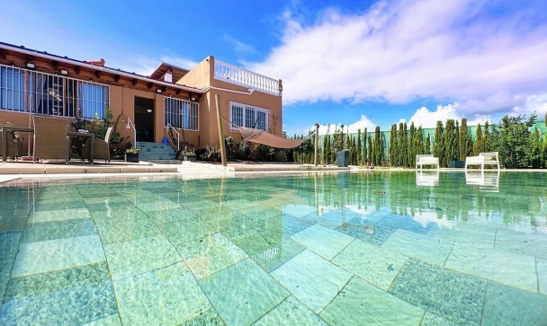 Villa - Rynek wtórny - Estepona - Estepona Centro