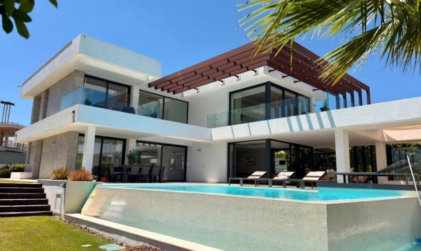 Villa - Rynek wtórny - Estepona - New Golden Mile