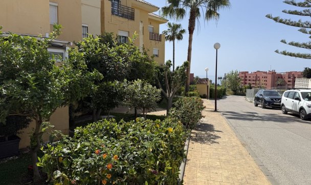 Villa - Rynek wtórny - Estepona - Selwo