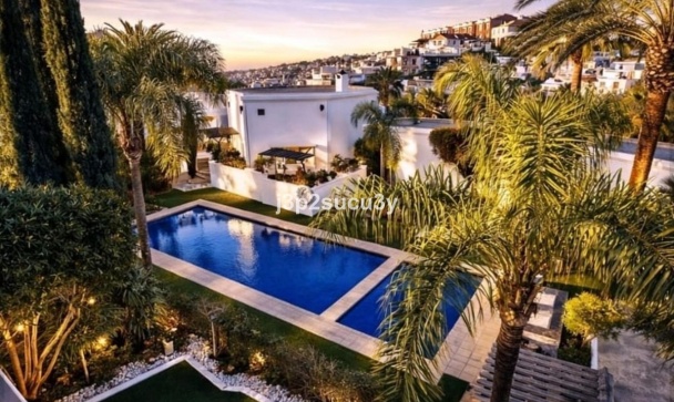 Villa - Rynek wtórny - Estepona - Selwo