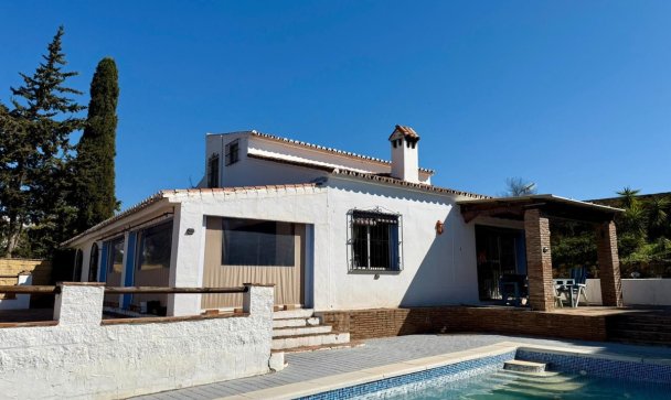Villa - Rynek wtórny - Estepona - Valle Romano