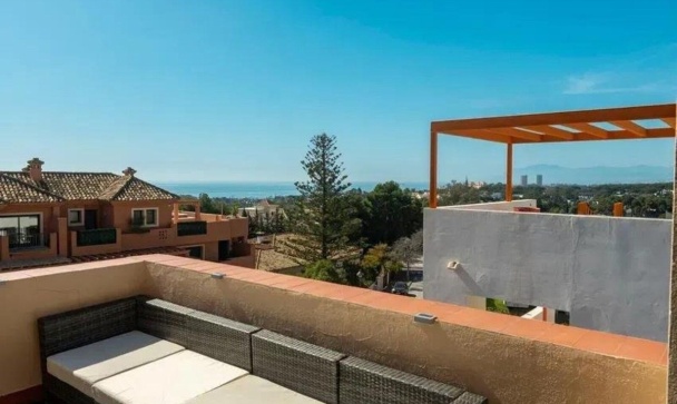 Villa - Rynek wtórny - Marbella - Cabopino