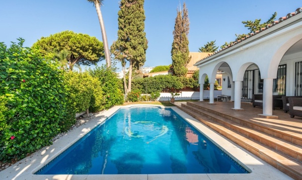 Villa - Rynek wtórny - Marbella - Costabella