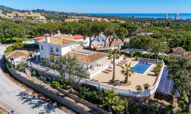 Villa - Rynek wtórny - Marbella - Elviria