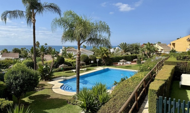Villa - Rynek wtórny - Marbella - Elviria