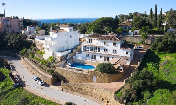 Villa - Rynek wtórny - Marbella - Elviria