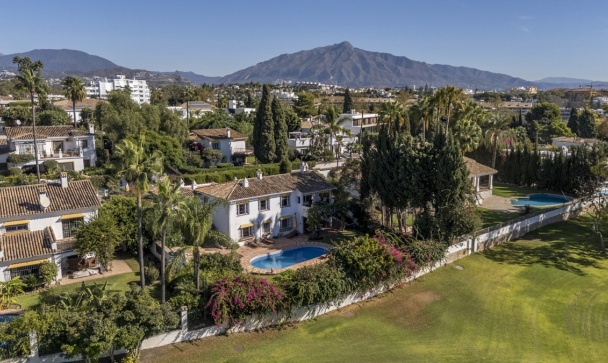 Villa - Rynek wtórny - Marbella - Guadalmina Alta