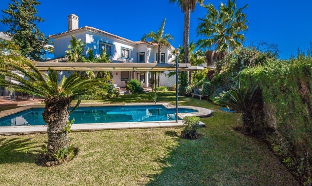 Villa - Rynek wtórny - Marbella - Marbesa