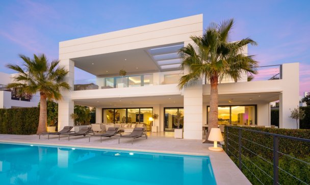 Villa - Rynek wtórny - Marbella - Nueva Andalucía