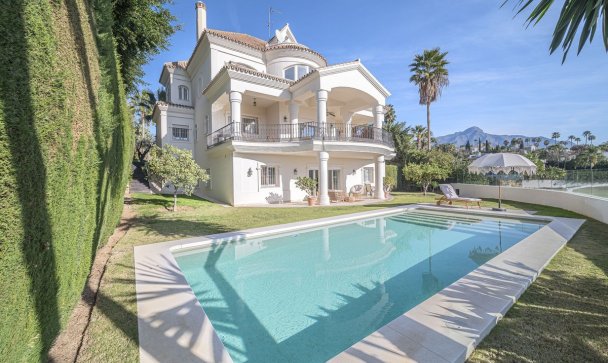 Villa - Rynek wtórny - Marbella - Nueva Andalucía