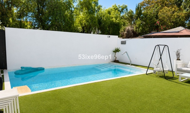 Villa - Rynek wtórny - Marbella - Nueva Andalucía