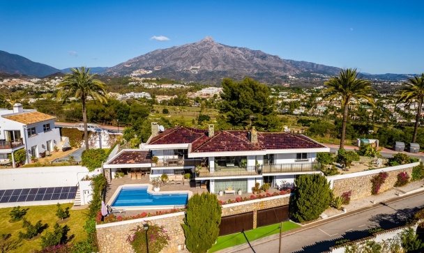 Villa - Rynek wtórny - Marbella - Nueva Andalucía
