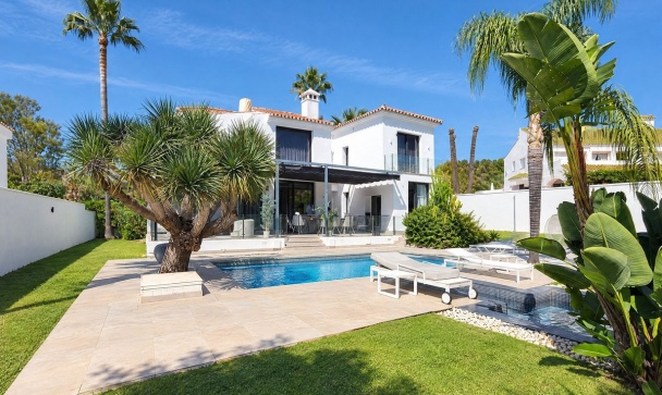 Villa - Rynek wtórny - Marbella - Nueva Andalucía