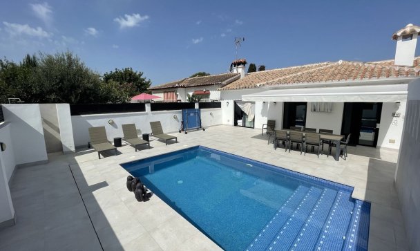 Villa - Rynek wtórny - Marbella - San Pedro de Alcántara
