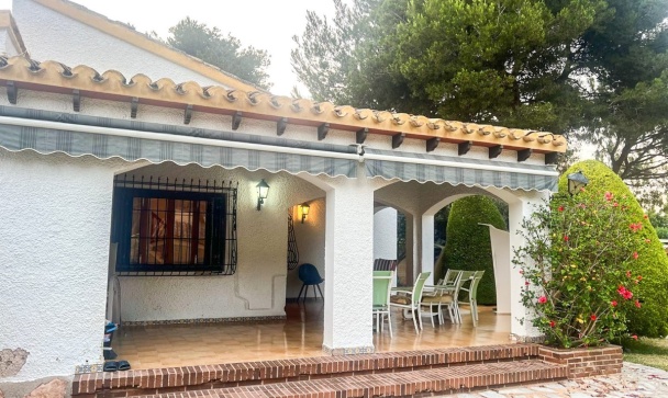 Villa - Rynek wtórny - Orihuela - Punta Prima