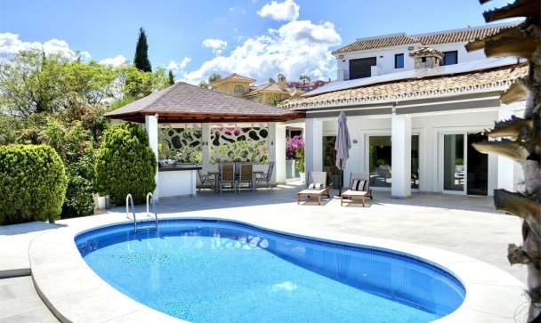 Villa - Wiederverkauf - Benahavís - Benahavís Centro