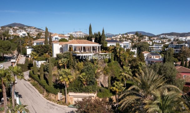 Villa - Wiederverkauf - Benahavís - Benahavís Centro