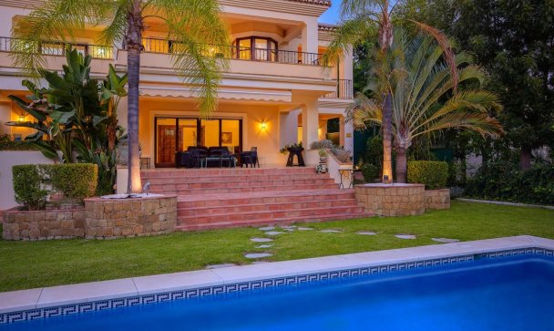 Villa - Wiederverkauf - Benahavís - Los Arqueros