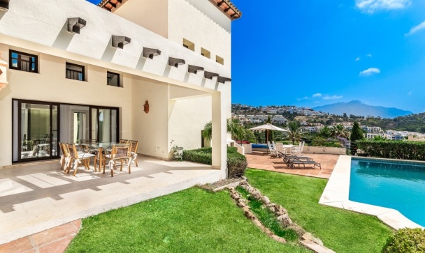 Villa - Wiederverkauf - Benahavís - Los Arqueros