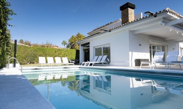 Villa - Wiederverkauf - Benalmadena - Benalmadena Centro
