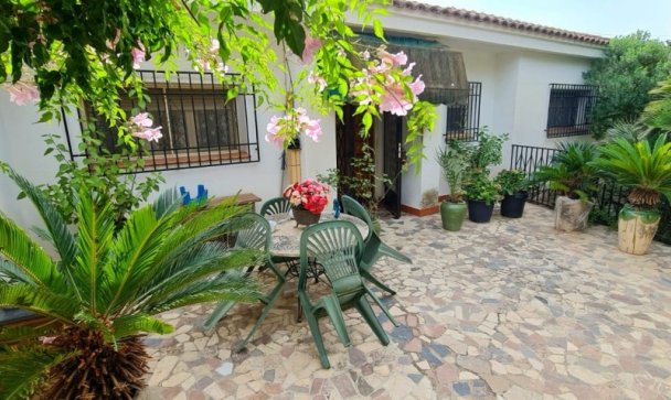 Villa - Wiederverkauf - Benidorm - Benidorm Centro