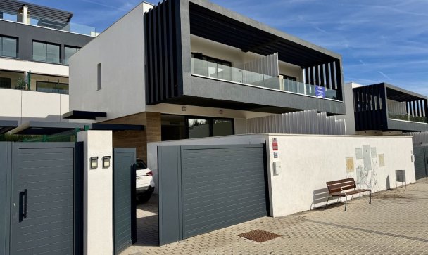 Villa - Wiederverkauf - Estepona - Atalaya