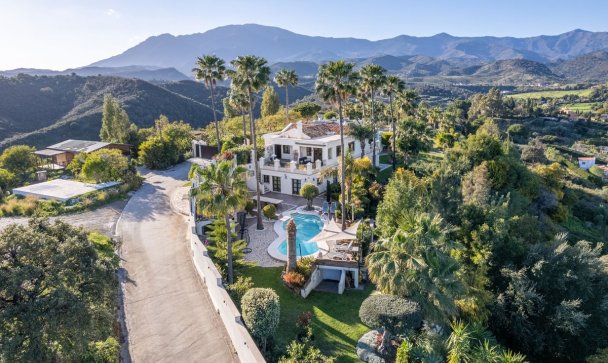 Villa - Wiederverkauf - Estepona - Estepona Centro
