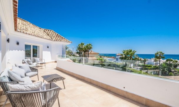 Villa - Wiederverkauf - Estepona - Estepona Centro