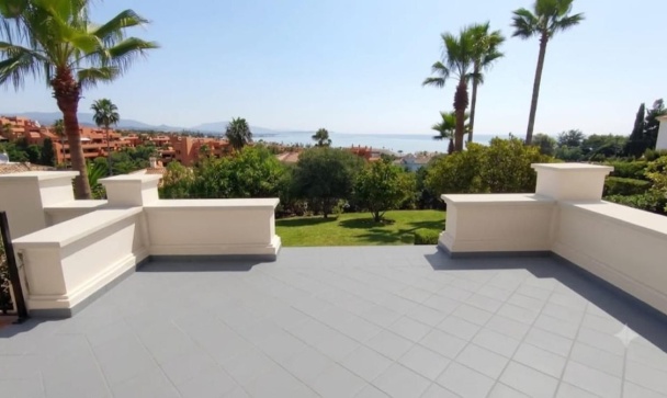 Villa - Wiederverkauf - Estepona - Estepona Centro