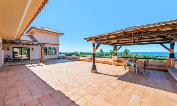 Villa - Wiederverkauf - Estepona - Estepona Centro