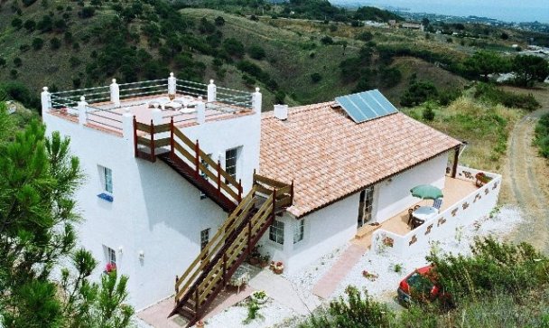 Villa - Wiederverkauf - Estepona - Estepona Centro