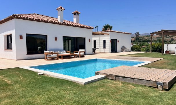 Villa - Wiederverkauf - Estepona - New Golden Mile