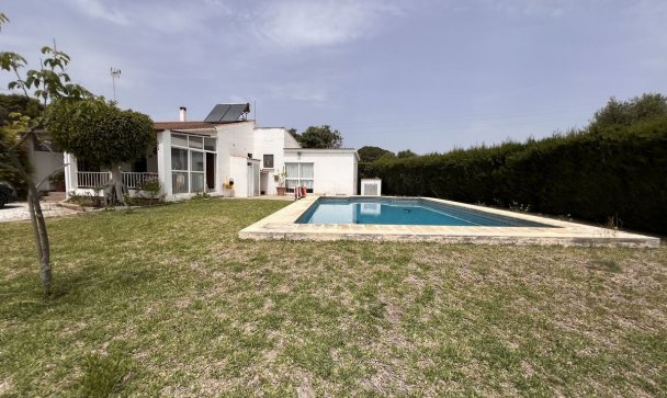 Villa - Wiederverkauf - Estepona - Selwo