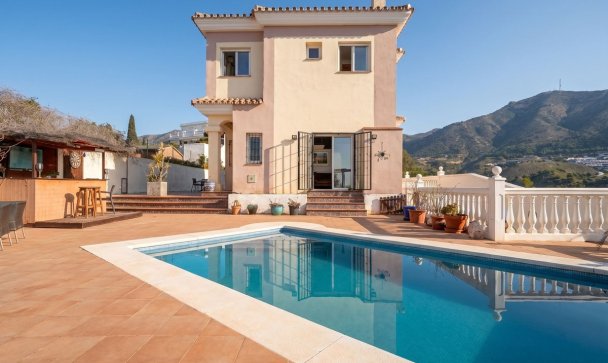 Villa - Wiederverkauf - Fuengirola - Torreblanca
