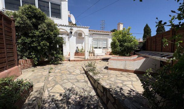 Villa - Wiederverkauf - Fuengirola - Torreblanca