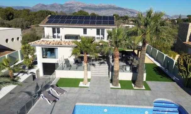 Villa - Wiederverkauf - L'Alfás del Pi - L'Alfás del Pi Centro