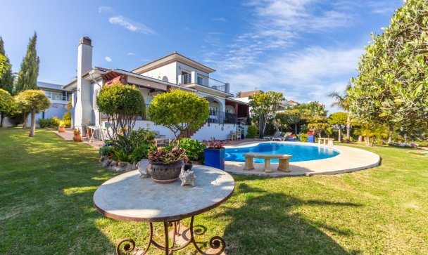 Villa - Wiederverkauf - Manilva - La Duquesa