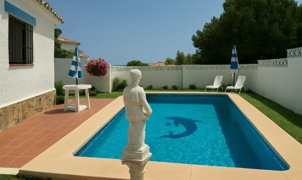 Villa - Wiederverkauf - Manilva - La Duquesa