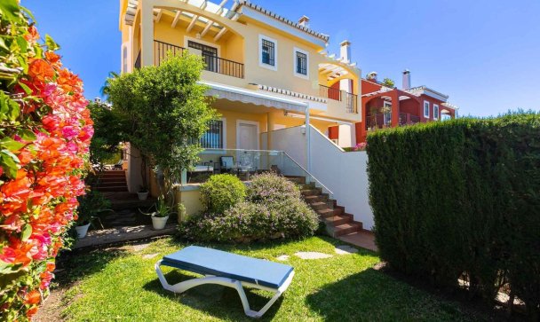 Villa - Wiederverkauf - Marbella - Costabella
