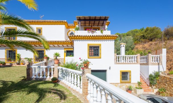 Villa - Wiederverkauf - Marbella - Elviria