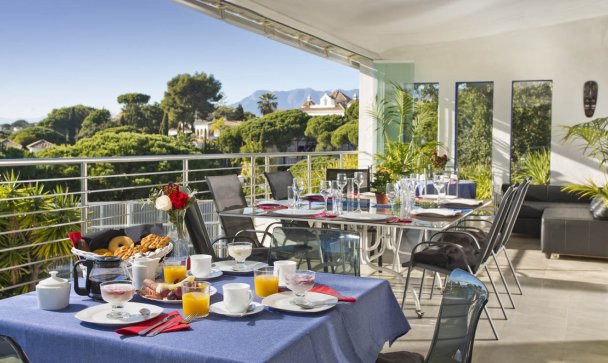 Villa - Wiederverkauf - Marbella - Elviria