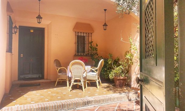 Villa - Wiederverkauf - Marbella - Guadalmina Alta