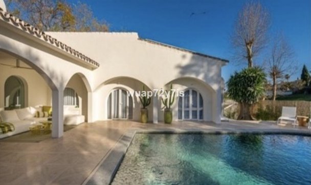 Villa - Wiederverkauf - Marbella - Guadalmina Alta