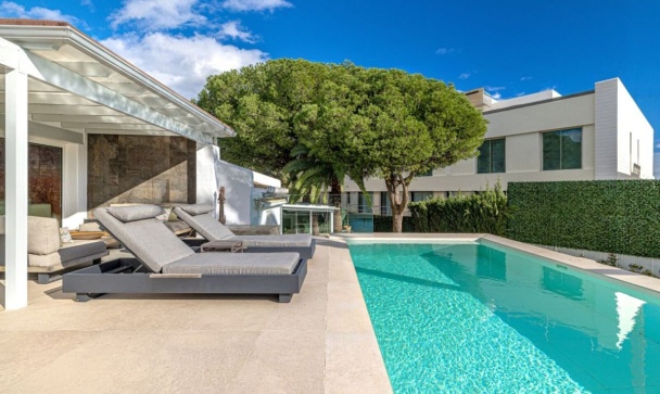 Villa - Wiederverkauf - Marbella - Las Chapas